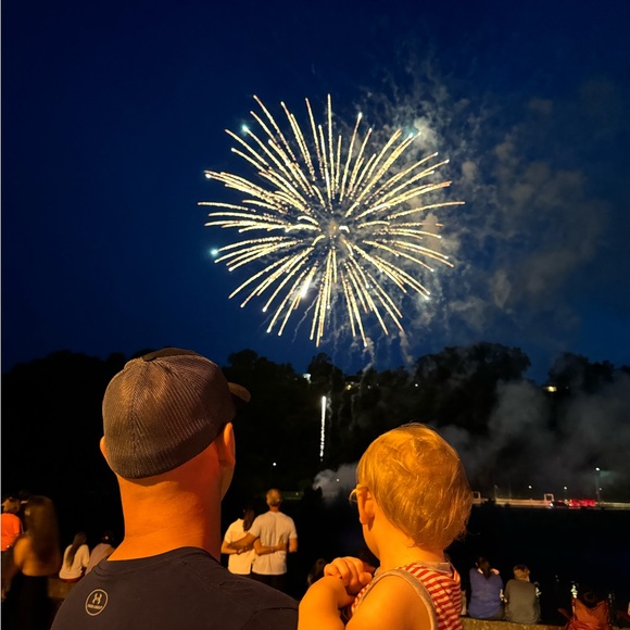 Meet your Posher, Hannah - Picture 5 of 5